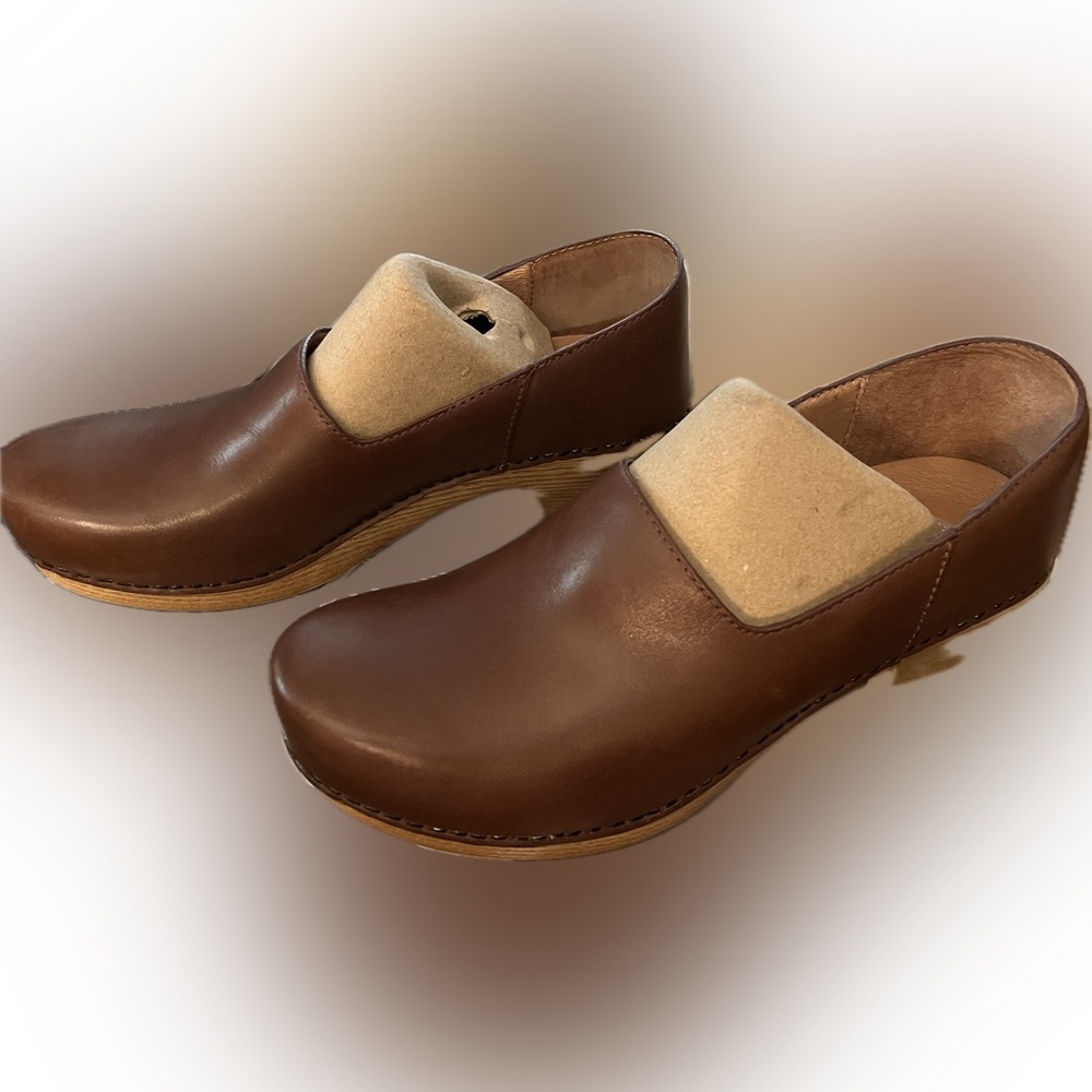 Dansko Brown Clogs size 41 NIB